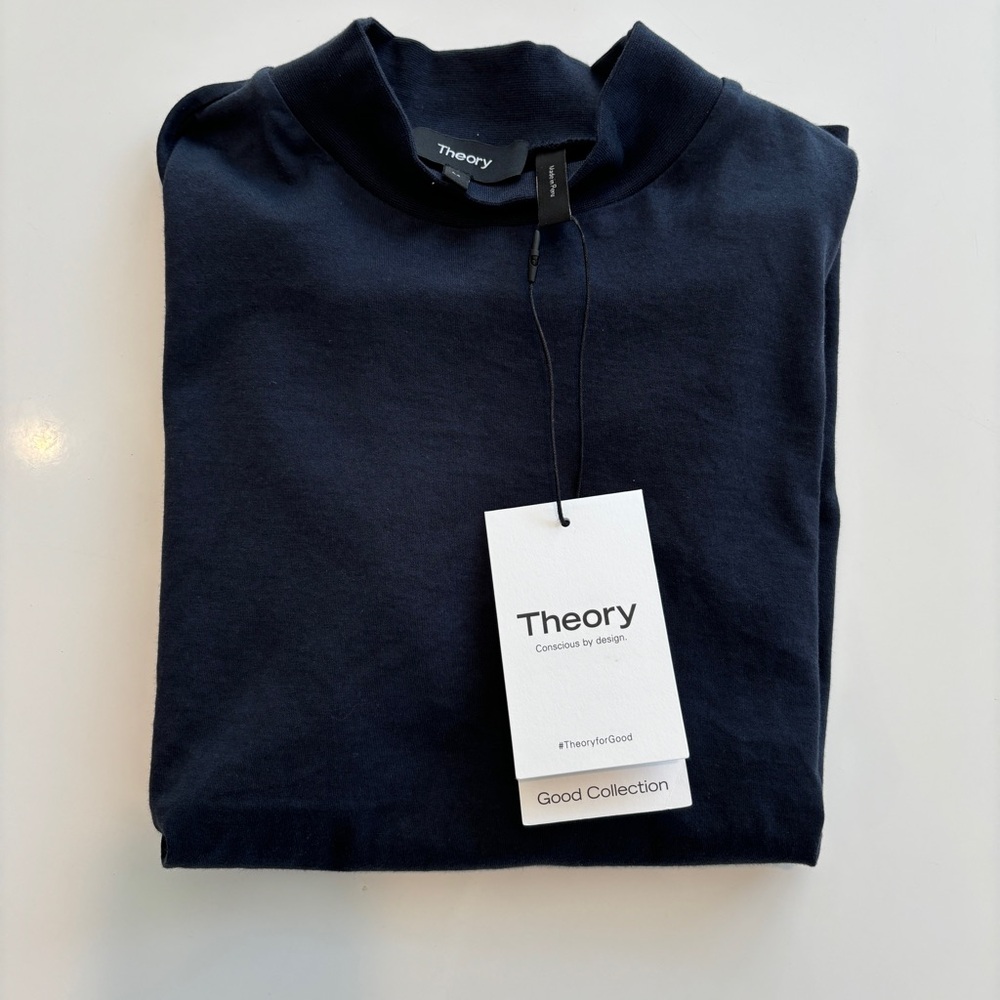 Theory tiny tee in nocturne navy, size medium. NWT